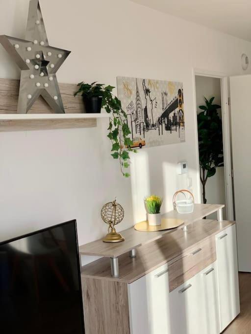 Ferienwohnung Pourquoi Notre T3 Avec Parking Est Pour Vous ? Lille Exterior foto